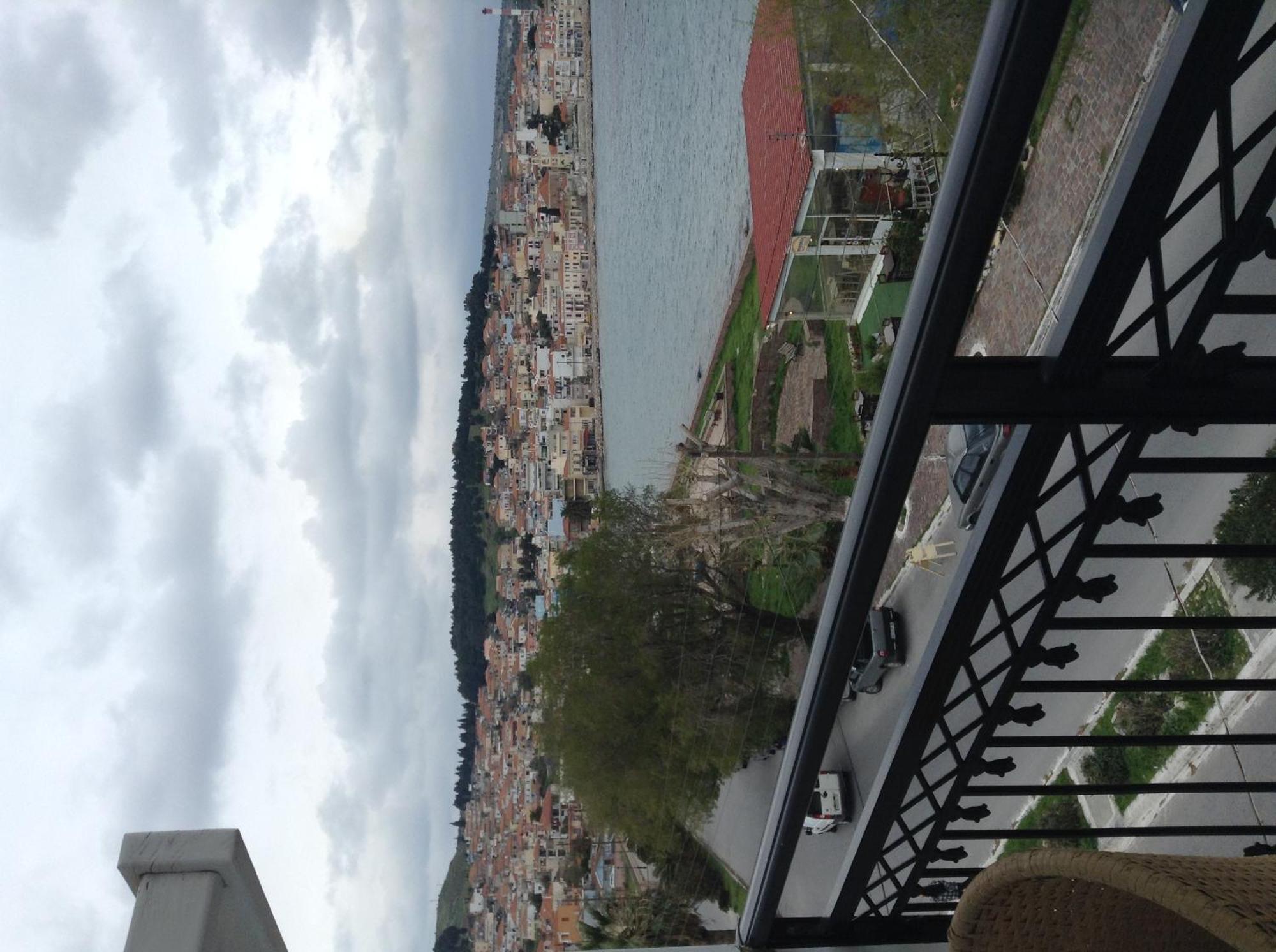 Zoumboulis Rooms Mytilene Luaran gambar
